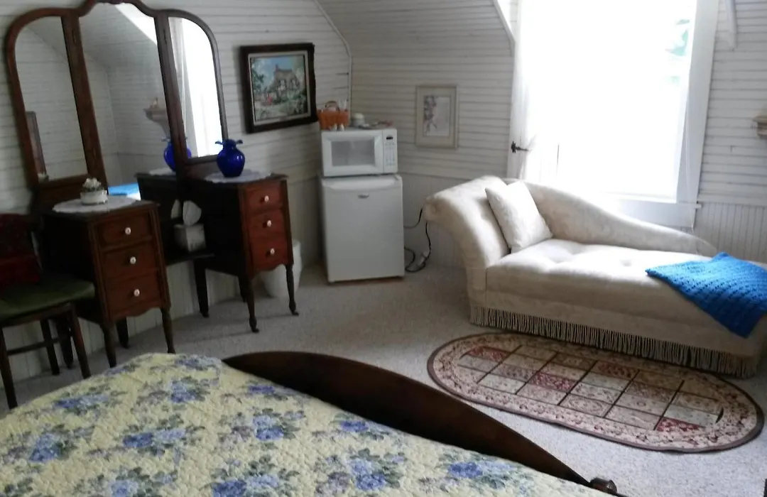Mountain Harbour B&B-1